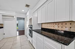3910 Chile Dr, Pasadena, TX 77504 - Photo 13