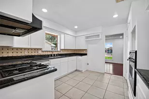3910 Chile Dr, Pasadena, TX 77504 - Photo 11