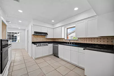 3910 Chile Drive, Pasadena, TX 77504 - Photo 9