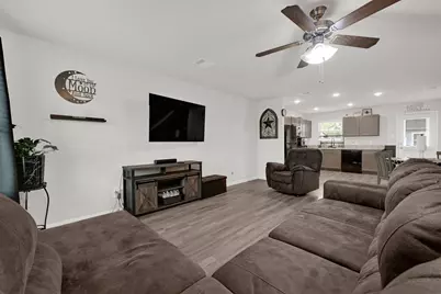 11 Becca Court, Brookshire, TX 77423 - Photo 5