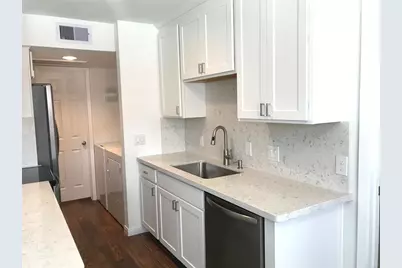 2750 Holly Hall Street #1907, Houston, TX 77054 - Photo 3
