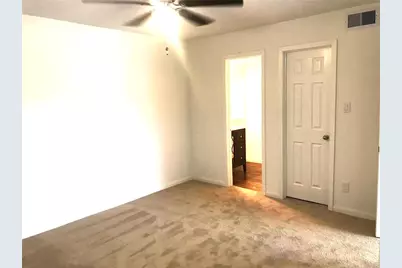 2750 Holly Hall Street #1907, Houston, TX 77054 - Photo 7