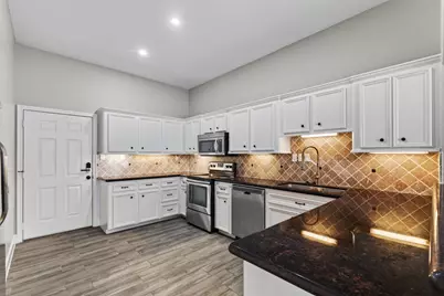 6 Regency Point, Montgomery, TX 77356 - Photo 19