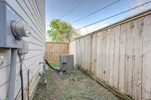 7650 Springhill St, Houston, TX 77021 - Photo 23