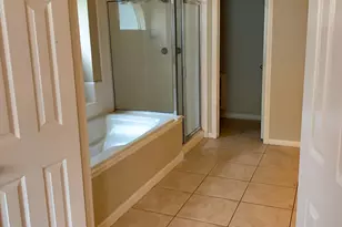 202 Windrift Ct, Sugar Land, TX 77479 - Photo 15