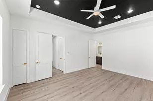 7554 Dyer St, Houston, TX 77088 - Photo 17
