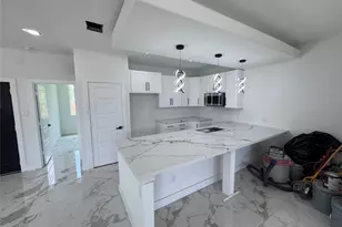 8138 Howton St, Houston, TX 77028 - Photo 9