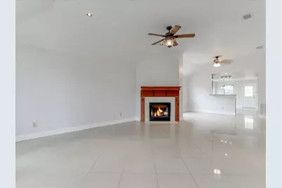 17010 Blue Mist Circle, Sugar Land, TX 77498 - Photo 3