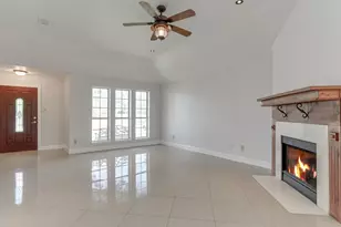 17010 Blue Mist Cir, Sugar Land, TX 77498 - Photo 5