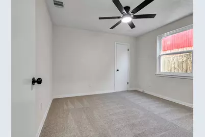 4406 Trafalgar Drive, Houston, TX 77045 - Photo 19