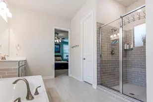 4110 Hazy Rock Ln, League City, TX 77573 - Photo 13