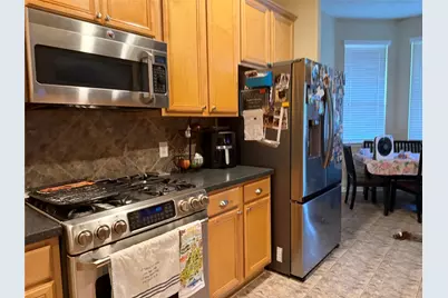75 W Prairie Dawn Circle, The Woodlands, TX 77385 - Photo 5