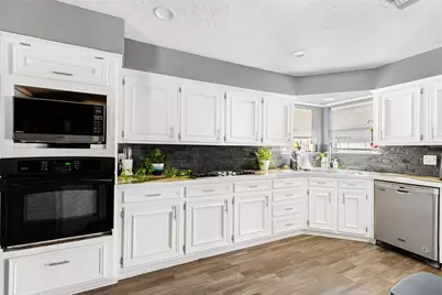 21203 Papoose Court, Crosby, TX 77532 - Photo 15