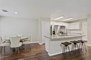 134 S Walden Elms Cir, The Woodlands, TX 77382 - Photo 9