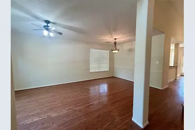 14 N Winterport Circle, The Woodlands, TX 77382 - Photo 7