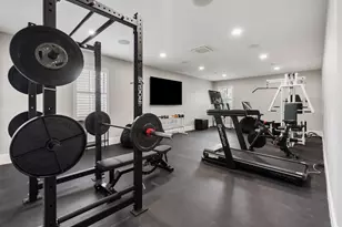 12730 Pebblebrook Dr, Houston, TX 77024 - Photo 33