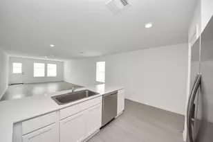 1218 Charlotte Wy, Wharton, TX 77488 - Photo 11