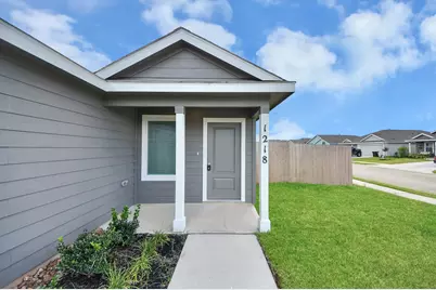 1218 Charlotte Way, Wharton, TX 77488 - Photo 3