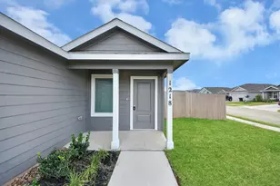 1218 Charlotte Wy, Wharton, TX 77488 - Photo 3
