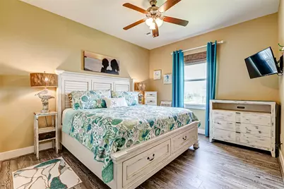 950 Seadrift Drive, Crystal Beach, TX 77650 - Photo 13