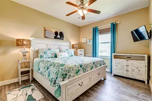 950 Seadrift Dr, Crystal Beach, TX 77650 - Photo 13