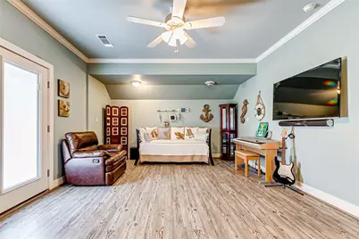 950 Seadrift Drive, Crystal Beach, TX 77650 - Photo 17