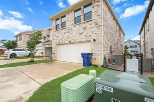 1013 Carnation Dr, Crowley, TX 76036 - Photo 35