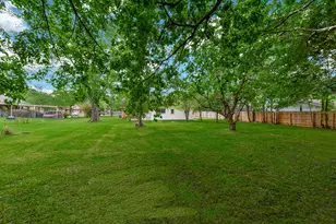 18610 Anne Dr, Webster, TX 77058 - Photo 47