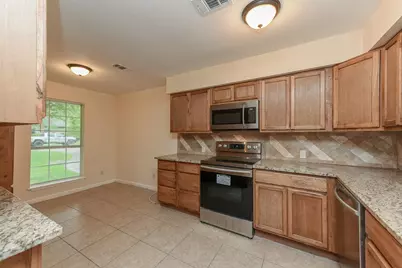 18610 Anne Drive, Webster, TX 77058 - Photo 5