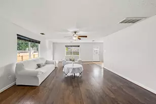 7203 Cool Springs Ct, Magnolia, TX 77354 - Photo 15