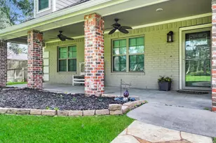1255 E Pineshadows Dr, Sour Lake, TX 77659 - Photo 29