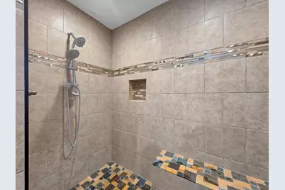 1255 E Pineshadows Drive, Sour Lake, TX 77659 - Photo 15