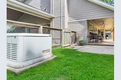 1255 E Pineshadows Drive, Sour Lake, TX 77659 - Photo 31