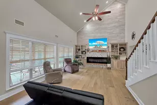 1255 E Pineshadows Dr, Sour Lake, TX 77659 - Photo 13