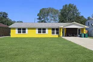 7735 Lawrence Dr, Beaumont, TX 77708 - Photo 1