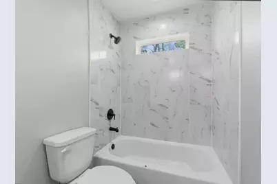 308 S 11th St, Conroe, TX 77301 - Photo 15