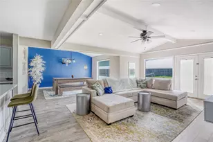 1715 Imperial Crown Dr, Houston, TX 77043 - Photo 3