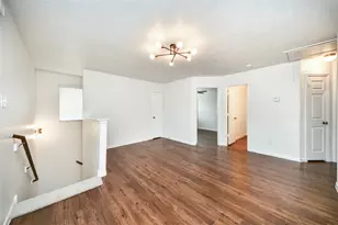 22215 Queenbury Hills Dr, Houston, TX 77073 - Photo 19