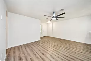 22215 Queenbury Hills Dr, Houston, TX 77073 - Photo 9