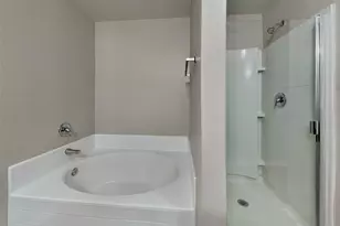 12318 Wavecrest Rd, Texas City, TX 77568 - Photo 9