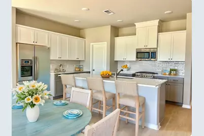 607 W Bayshore Drive, Palacios, TX 77465 - Photo 31