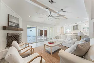 10703 Deerwood Rd, Houston, TX 77042 - Photo 3