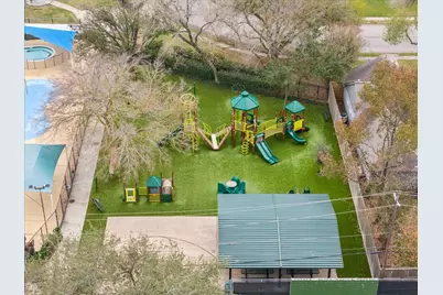 10703 Deerwood Road, Houston, TX 77042 - Photo 27