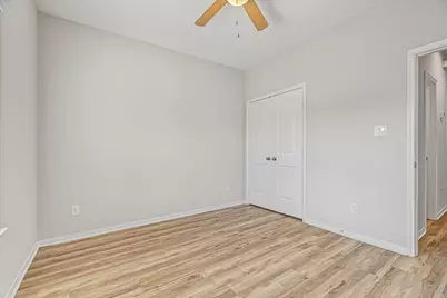 1318 Stowell Street, Anahuac, TX 77514 - Photo 31