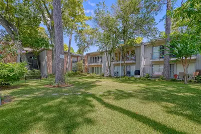 8211 Katy Freeway #19, Houston, TX 77024 - Photo 29