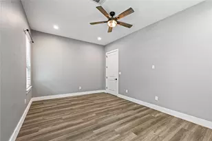 13191 Royal Lake Dr, Conroe, TX 77303 - Photo 21