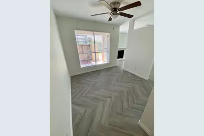3900 Woodchase Drive #111, Houston, TX 77042 - Photo 5