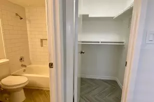 3900 Woodchase Dr, Houston, TX 77042 - Photo 7