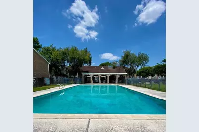 3900 Woodchase Drive #111, Houston, TX 77042 - Photo 11