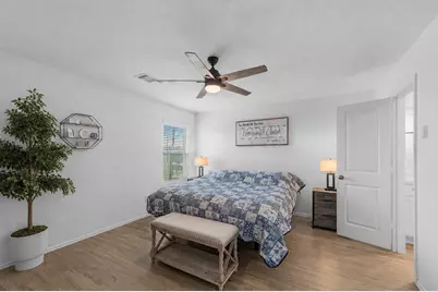 9911 Stoney Spring Lane, Baytown, TX 77521 - Photo 15